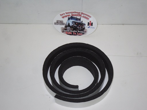 Top to Windshield Frame Seal Scout 80, 800