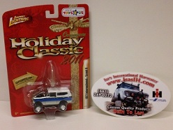 Johnny Lightning 1:64 Scale Diecast 1977 Scout II Holiday Classic